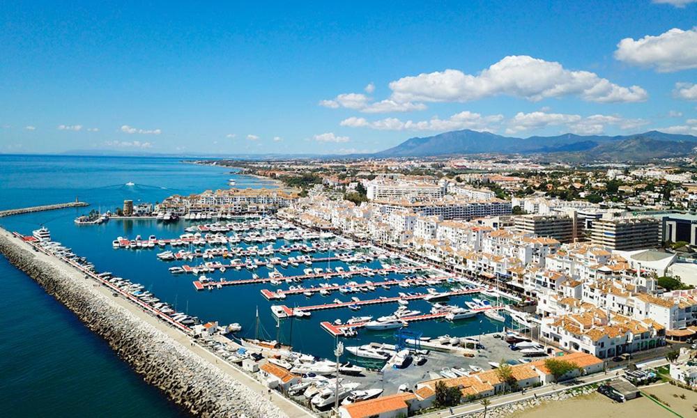 Puerto Banus, Marina Banus, 2br, 2bth, Pool, Parking, Marbella, 1j Lägenhet
