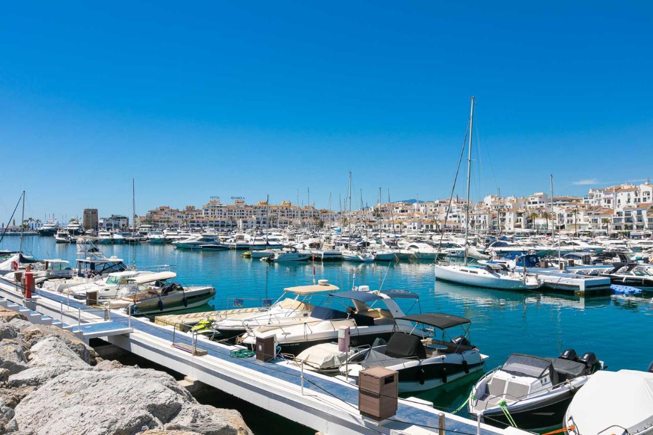 Puerto Banus, Marina Banus, 2br, 2bth, Pool, Parking, Marbella, 1j Lägenhet *
