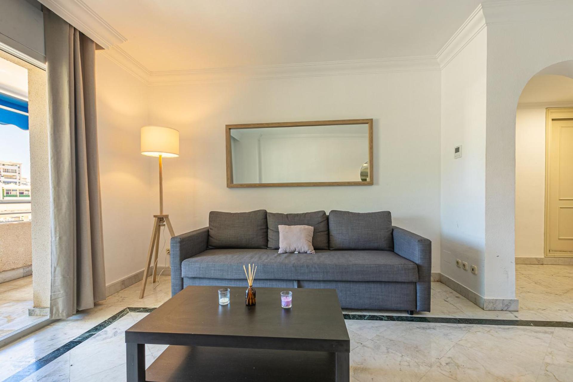 Lejlighed Puerto Banus, Marina Banus, 2br, 2bth, Pool, Parking, Marbella, 1j *