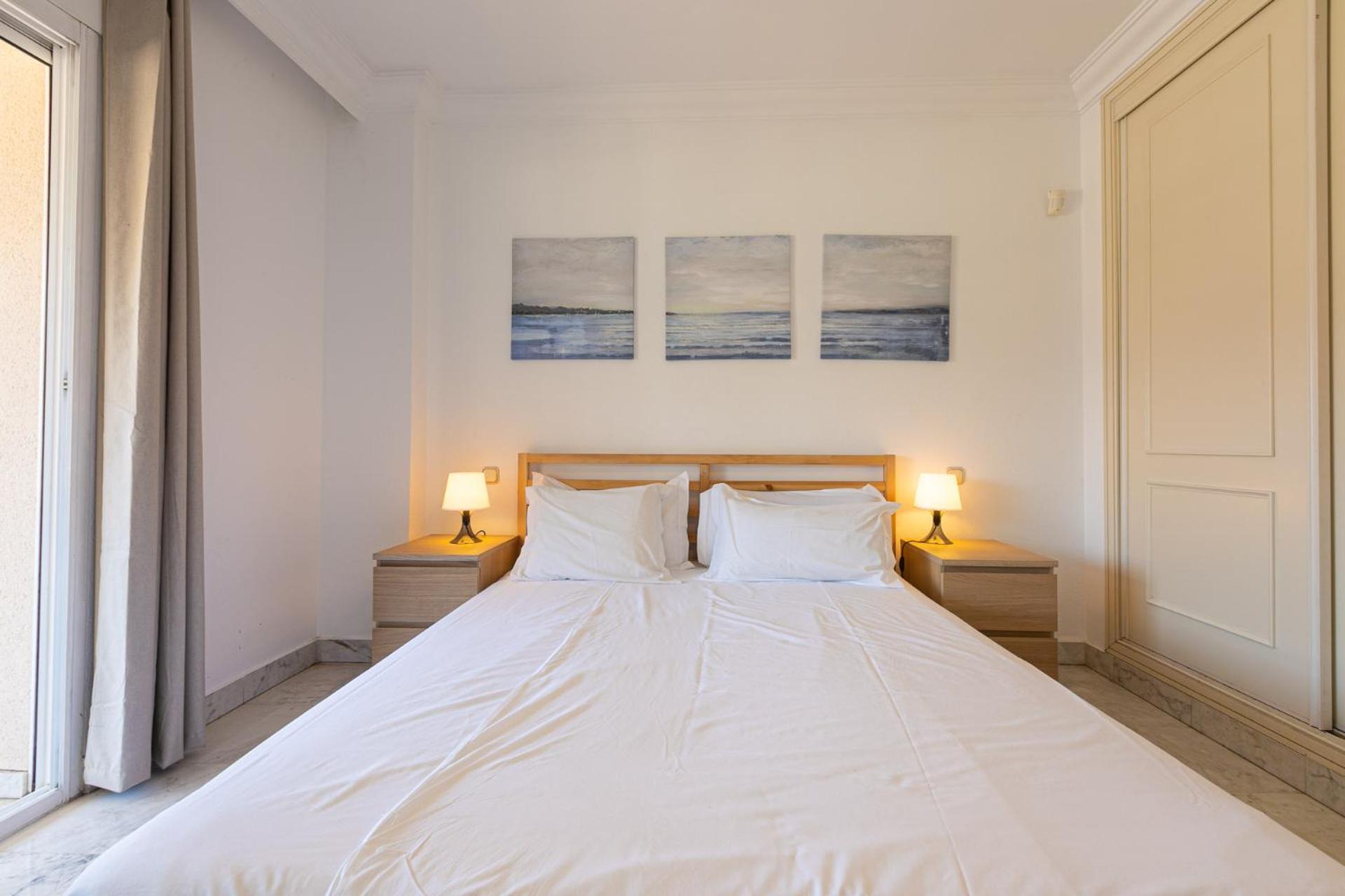Puerto Banus, Marina Banus, 2br, 2bth, Pool, Parking, Marbella, 1j Lejlighed Marbella